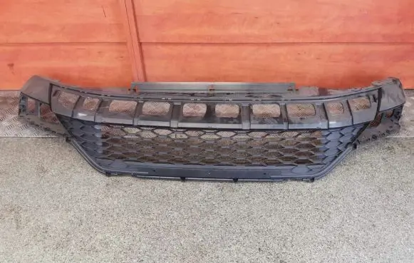 Volkswagen T-Roc Front bumper lower grill 2GA805903D