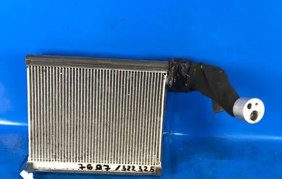 Lexus IS 220D-250-350 Air conditioning (A/C) air dryer 885013A161