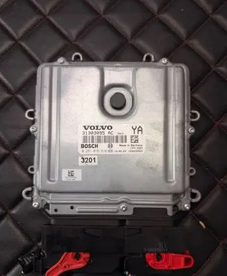 Volvo V70 Engine control unit/module 1039S30929 0281016616
