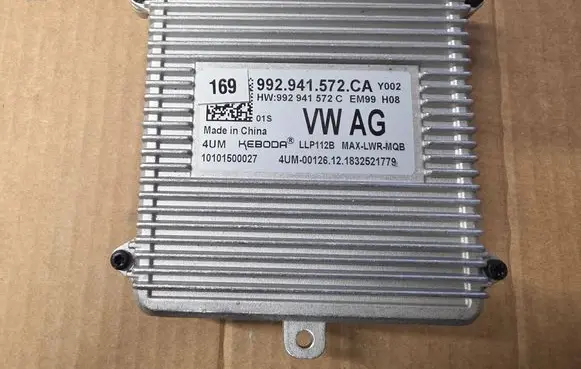 Volkswagen PASSAT B8 LED ballast control module 992941572CA