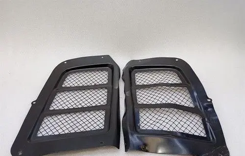 Ferrari FF Front bumper lower grill 83908700