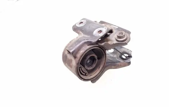 Front lower control arm/wishbone