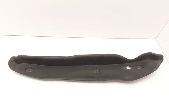 Mercedes-Benz ML W164 Front arch trim A1668890025