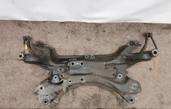 Toyota Avensis T270 Front subframe