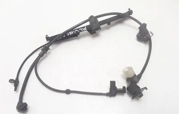 Mercedes-Benz ML W166 Rear ABS sensor wiring A1669054102 A1665405609 A1665460700