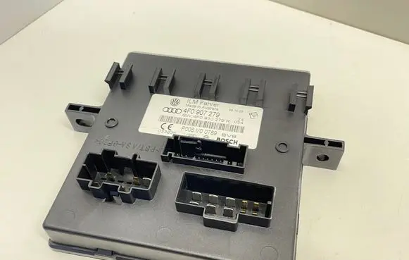 Audi A6 S6 C6 4F Comfort/convenience module 4F0907279 4F0910279R F005V00789