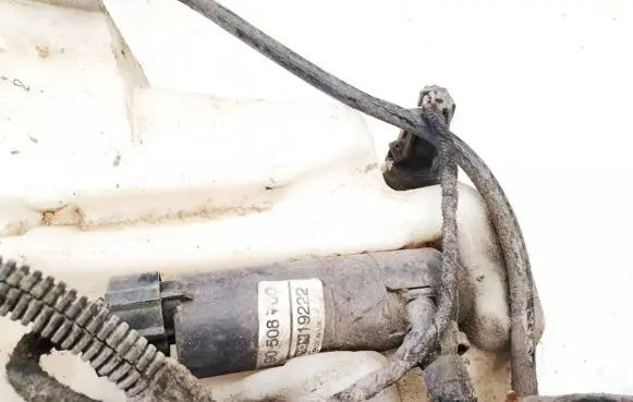 Opel Zafira A Windscreen/windshield washer pump 90508700 19222