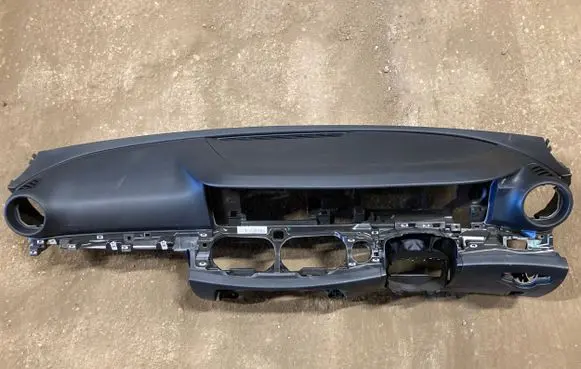 Mercedes-Benz E W213 Dashboard 2136809504 A2136809504