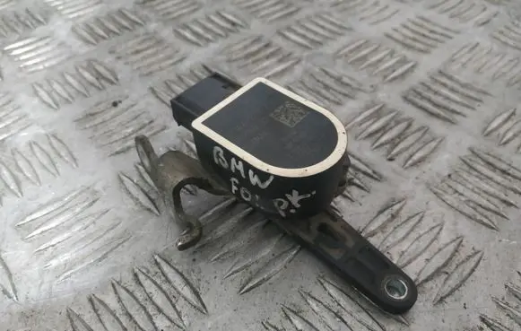 BMW 7 F01 F02 F03 F04 Air suspension front height level sensor 6784072