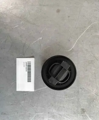Mercedes-Benz E W213 Oil filler cap a0000100301