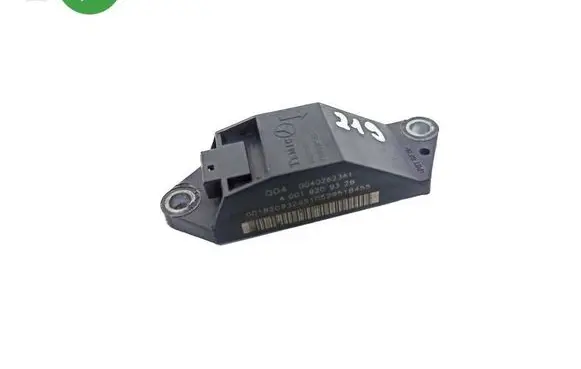 Mercedes-Benz CLS C219 Airbag deployment crash/impact sensor A0018209326 00402623A1 001820932651052951