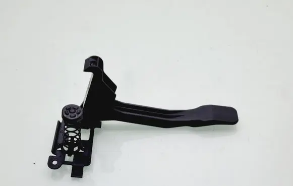 Engine bonnet (hood) release handle