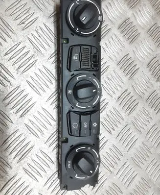 BMW 5 E60 E61 Climate control unit 6411697843001