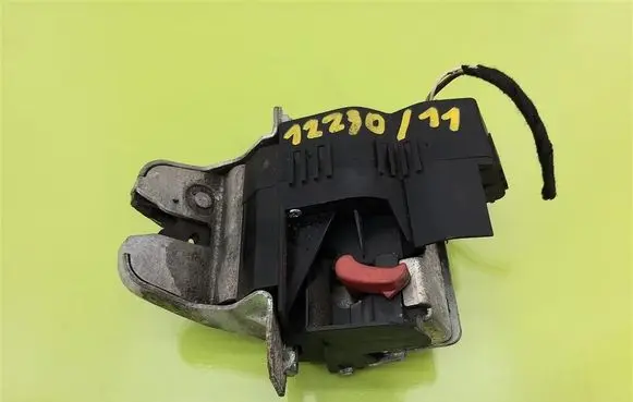 Mercedes-Benz C W203 Tailgate/trunk/boot lock/catch/latch 