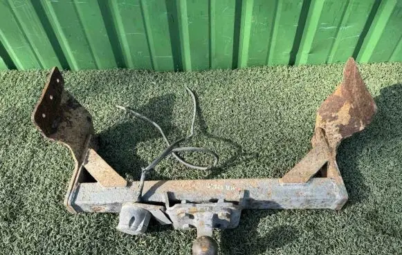 Renault Master III Tow bar set 8201288617