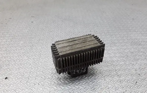 Opel Meriva A Glow plug pre-heat relay 51299018A