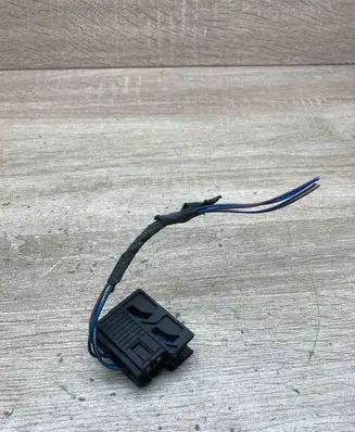 BMW 5 E39 Plug wire 8352354 19635121