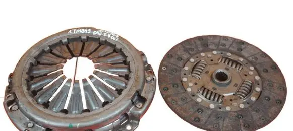 Nissan Navara D40 Clutch set kit YD25 SPRZEGLO