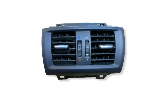 BMW X3 F25 Rear air vent grill 9200888 17238711