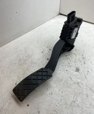 Volkswagen Golf Sportsvan Accelerator throttle pedal 5Q1721503J