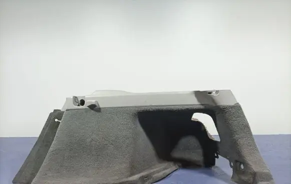Toyota Prius (NHW20) Tailgate/boot cover trim set 