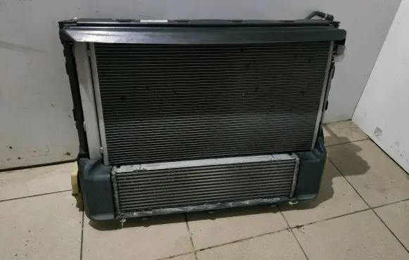 BMW 7 G11 G12 Radiator set 9364258 8590051