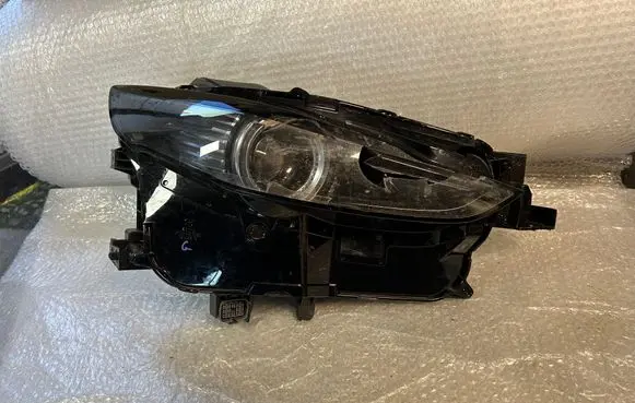 Mazda CX-30 Headlight/headlamp DFR751030 M5553R