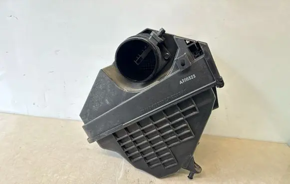 Air filter box