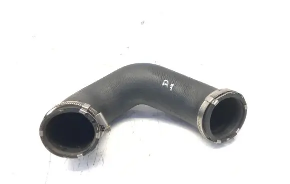 Audi Q7 4L Intercooler hose/pipe 7L6145972E
