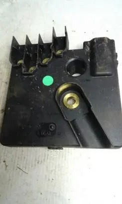 Mercedes-Benz E W211 Fuse box cover 2115450641