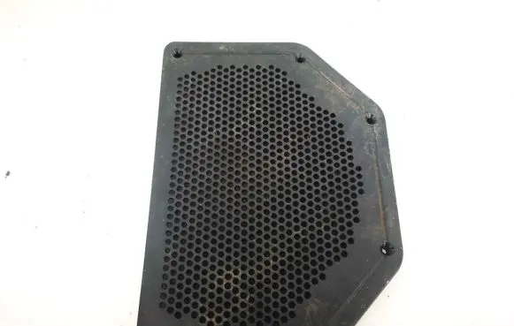 Side speaker trim/cover