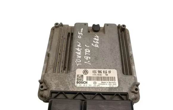 Volkswagen Touran I Engine control unit/module 03G906016HP 1039S08416 0281012361
