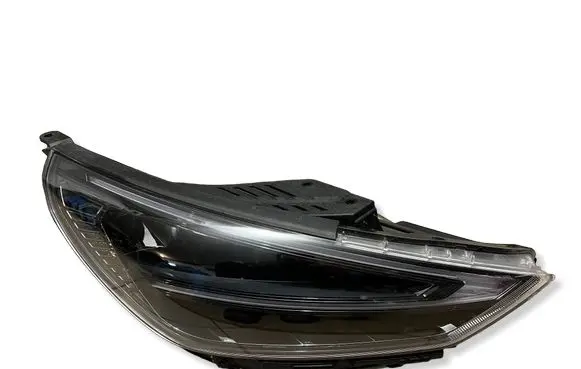 Hyundai i30 Headlight/headlamp 92102G4600