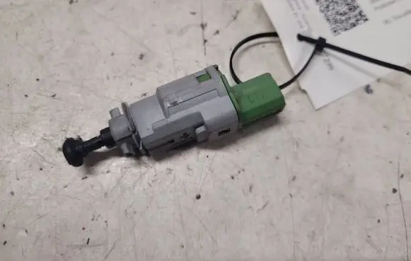 Clutch pedal sensor