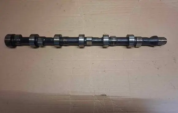 Mercedes-Benz 280 450 W116 Camshaft AES66
