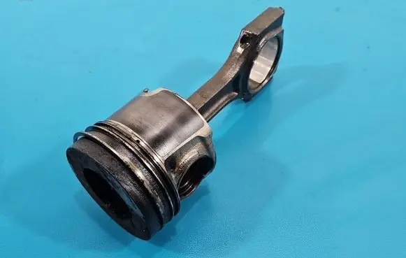 BMW 3 GT F34 Piston IMPRK1540371