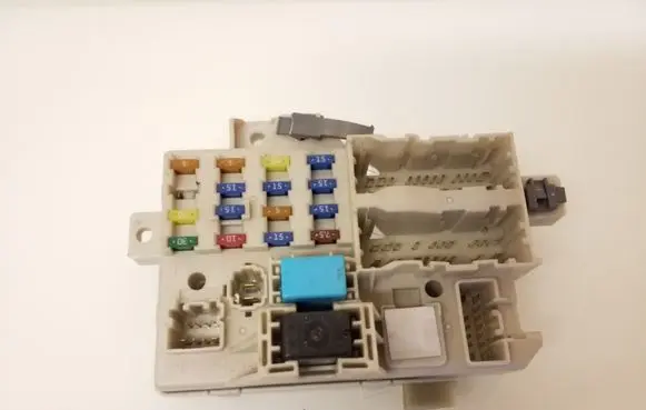 Mazda 6 Fuse box set 0758 504106