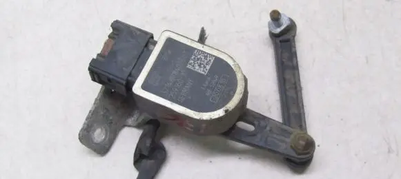BMW 5 F10 F11 Headlight/headlamp level sensor 678407503