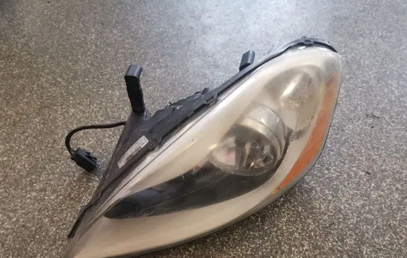 Volvo XC60 Headlight/headlamp 30763145