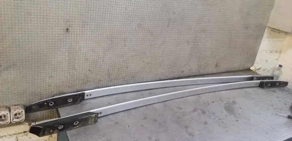 Toyota Verso Roof bar rail