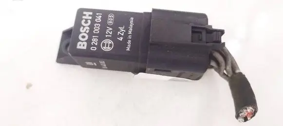 Glow plug pre-heat relay