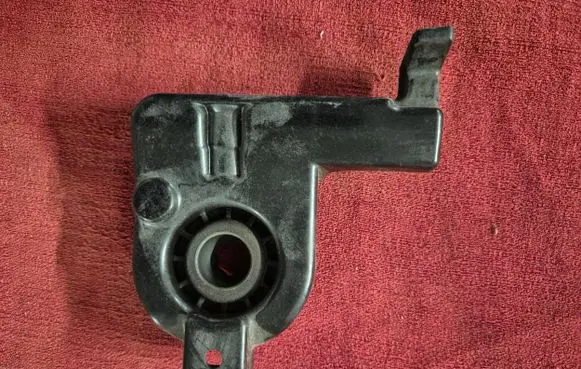 Smart ForTwo III C453 Radiator mount bracket A4535040440 215146006R