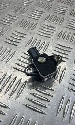 Audi A3 S3 8P Airbag deployment crash/impact sensor 8P0955557