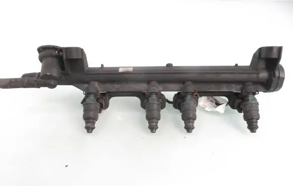 Volkswagen Golf IV Fuel main line pipe 037906031AA 06A133317A 037133035