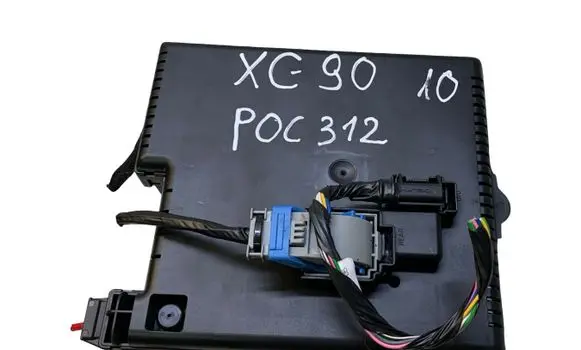 Volvo XC90 Fuse module 31314469 28242073 0007871337