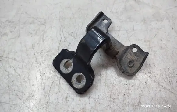 Mercedes-Benz C W204 Tailgate/trunk/boot hinge
