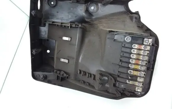 Volkswagen Transporter - Caravelle T5 Fuse box set 7H0907296
