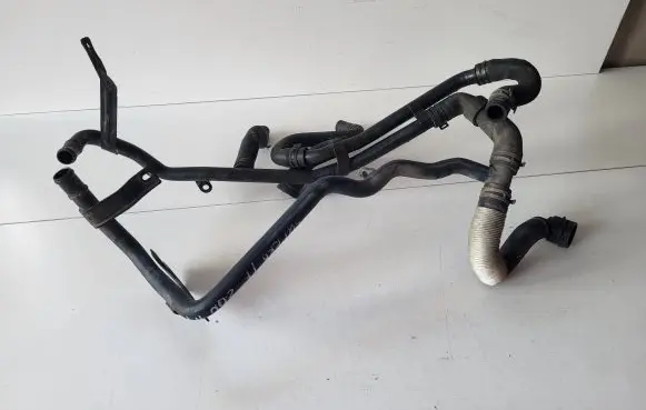 Skoda Superb B8 (3V) Engine coolant pipe/hose 5Q0122157AH