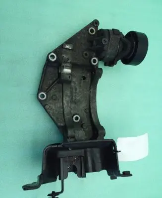 Ford Kuga I Generator/alternator bracket 9682367380 0861251549F