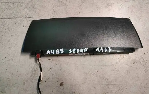 Audi A4 S4 B9 Third/center stoplight 8W5945097